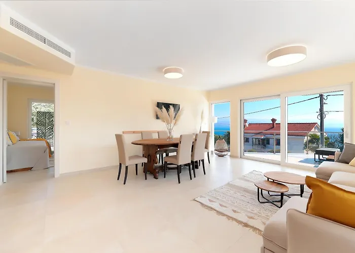 Sunny - Sea Ičići