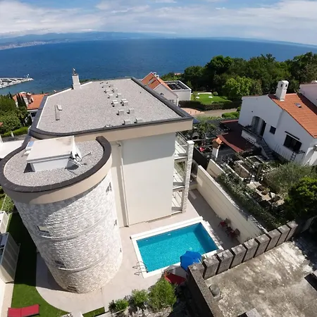 Sunny - Sea * Ičići